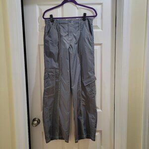 Urban Outfitters Grey / Silver Shiny Parachute Cargo Pants size M
